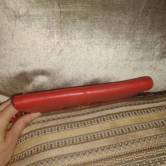 Michael Kors red wristlet/wallet - Picture 5 of 5